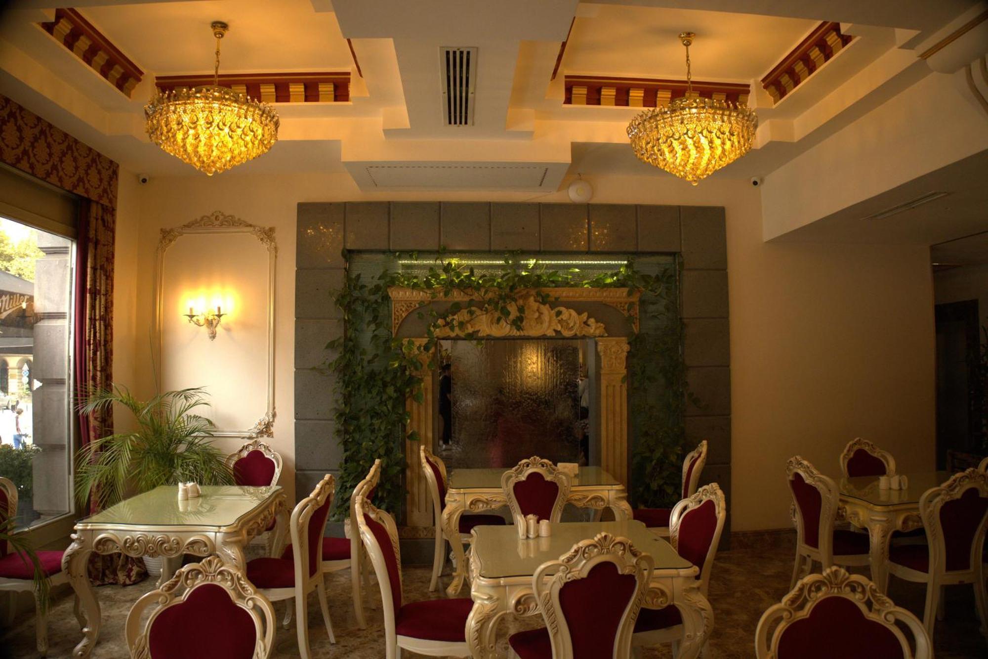 Hotel Aqua Freedom Tbilisi ภายนอก รูปภาพ